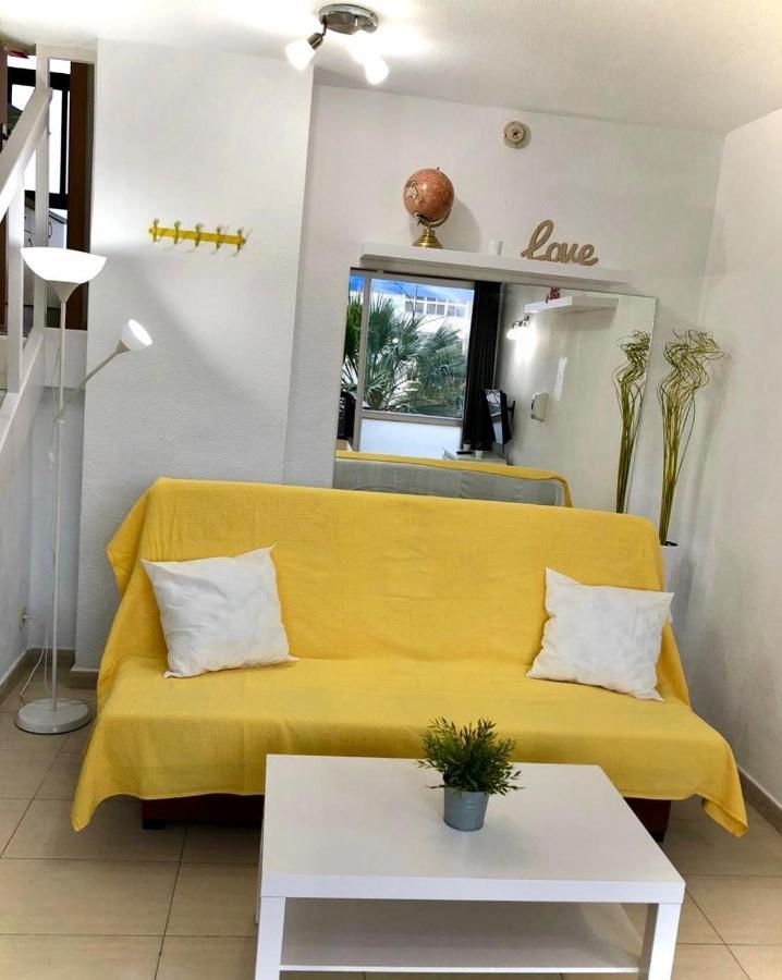 Apartamento Aloha Playa , Vistas Al Mar Apartment เบนัลมาเดนา ภายนอก รูปภาพ